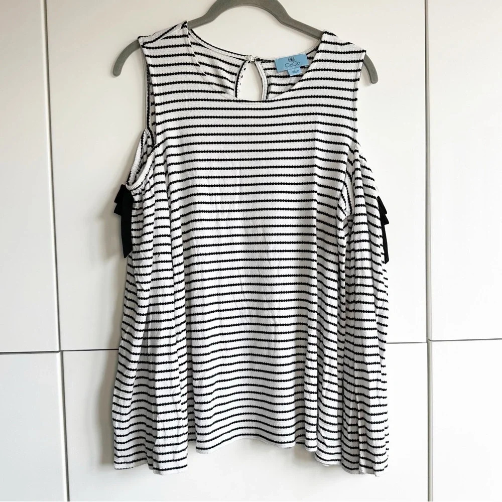 CeCe Cold shoulder Blouse Stripe Black and White Bow Flare Sleeve Size Large